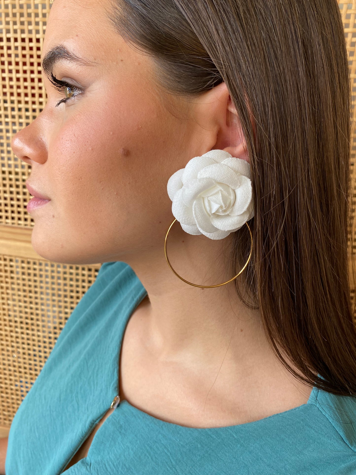 Pendientes flor camelia y aro