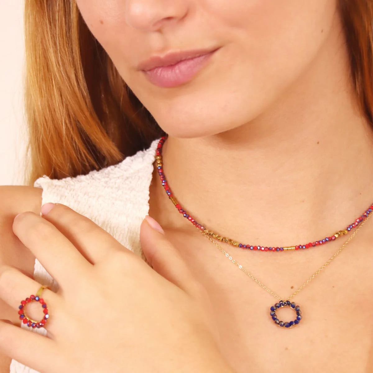Collar bolas color