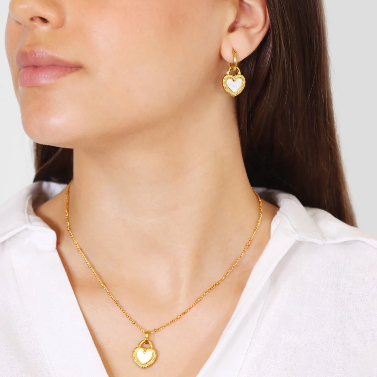 Collar corazón nácar