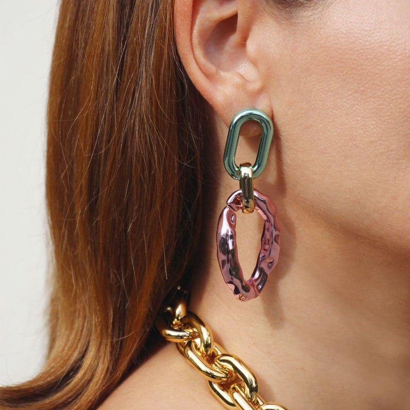 Pendientes eslabones metalizados