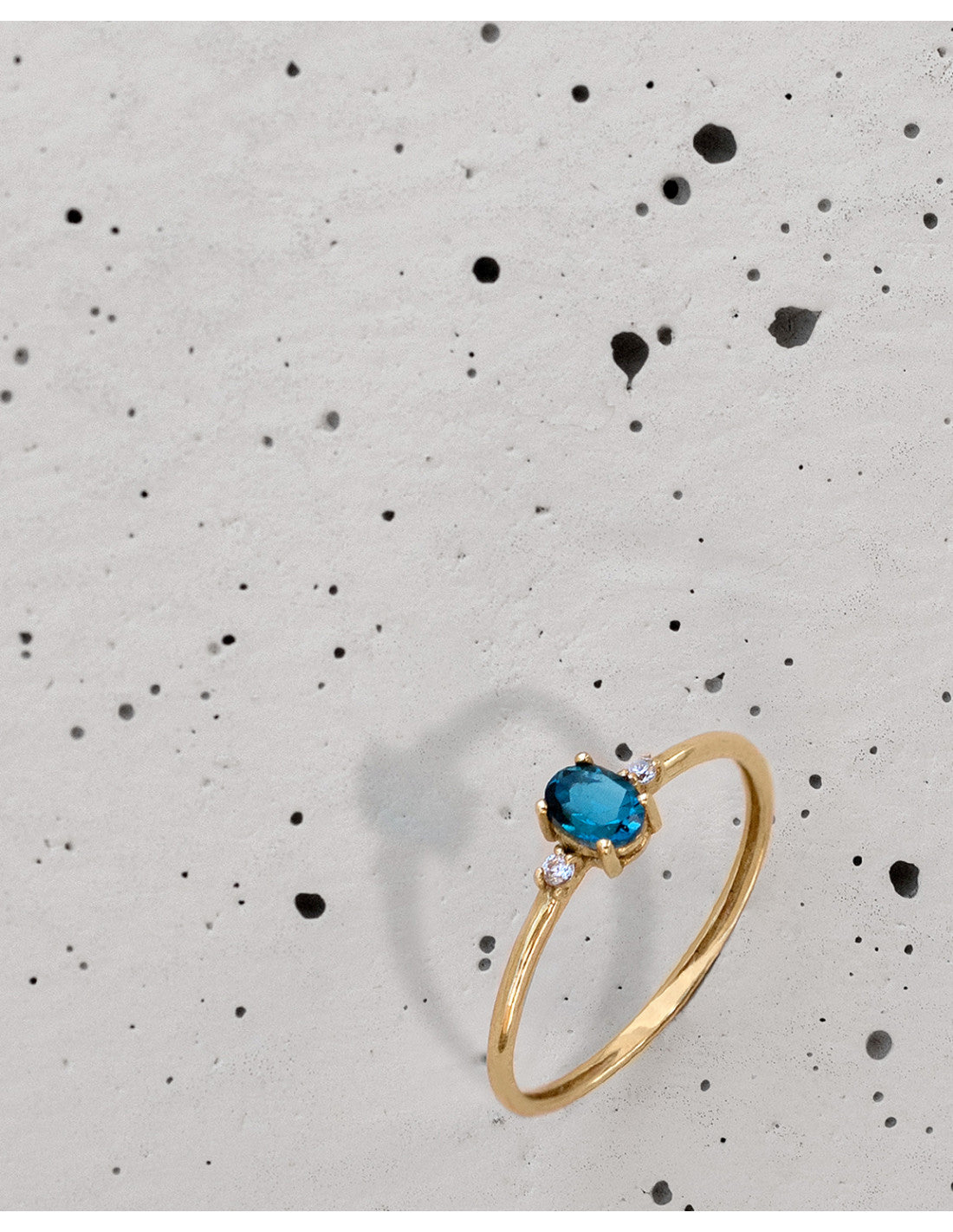 Anillo Piedra Oval 9kts