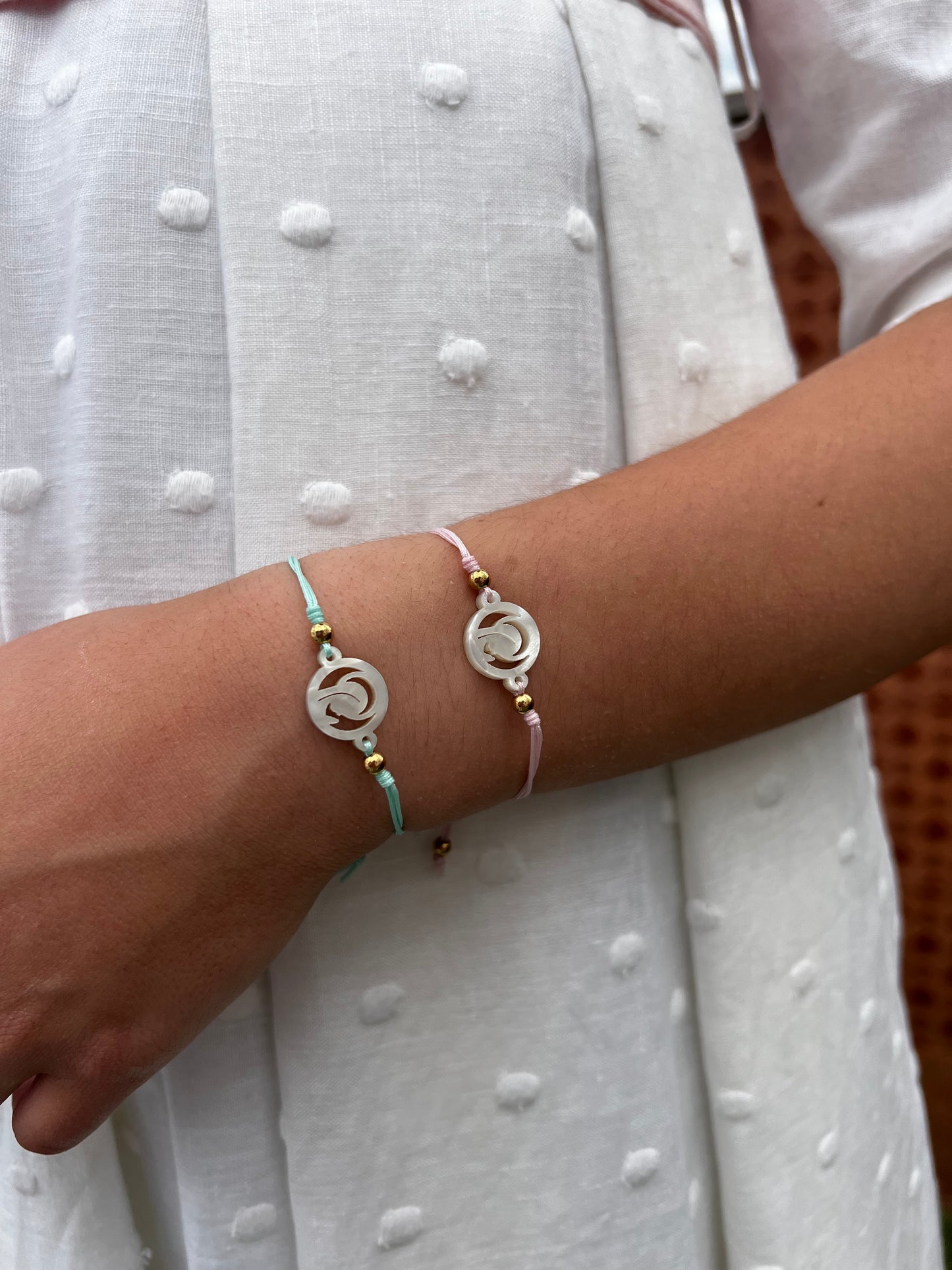 Pulsera Virgen Niña hilo