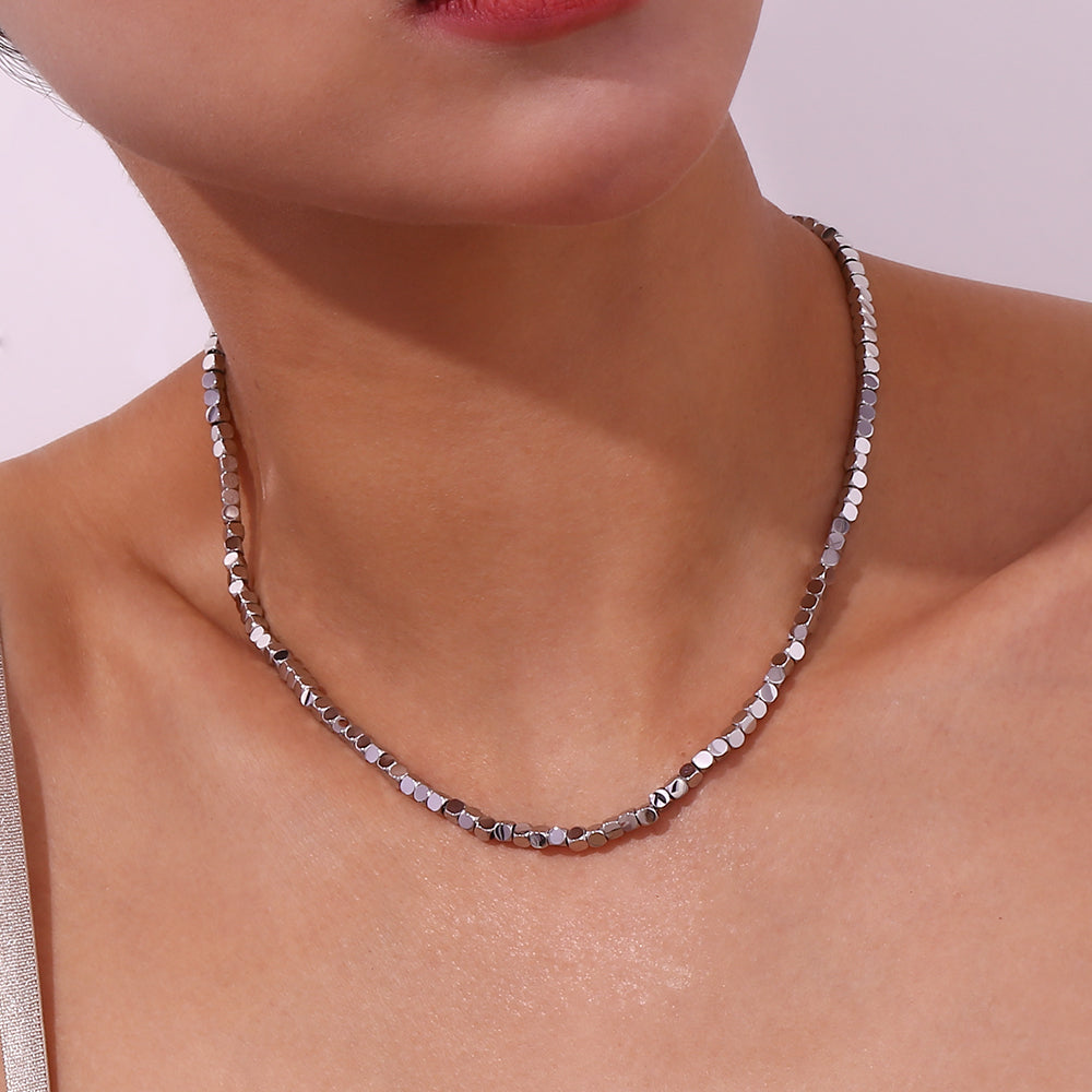 Collar Cubos