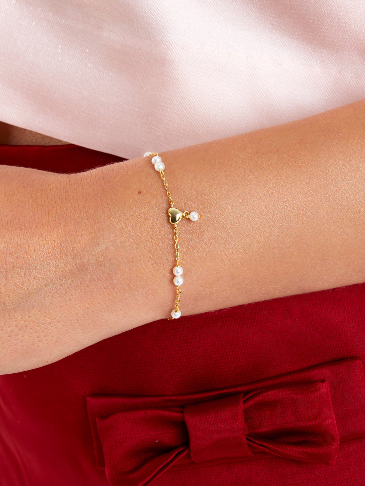 Pulsera Corazón y Perlas