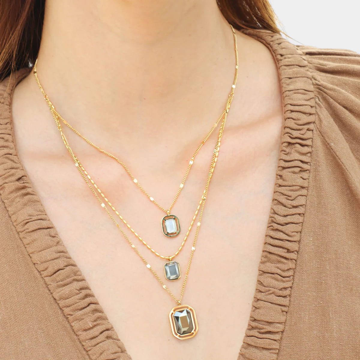 Collar Pixels Triple