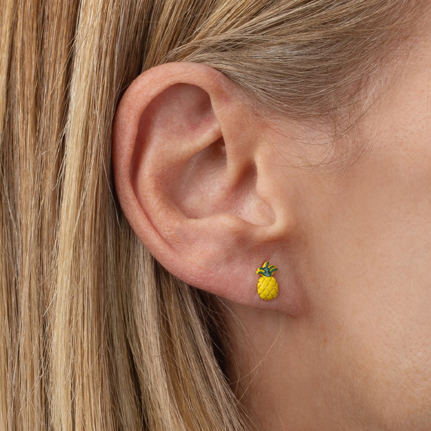 Piercing Piña
