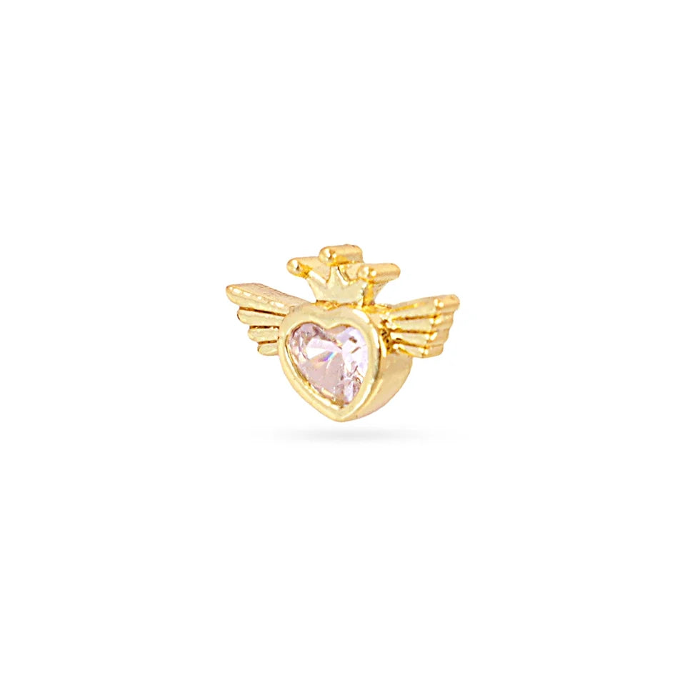Piercing corazón con alas